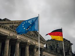 A blue card also facilitates these highly qualified persons to permanently stay in. German Eu Blue Card Requirements And Application Process 2020