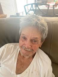 Junior Hamilton was a regular at The Country Cabin for many years. We  wanted to share.