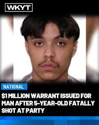 An 18-year-old man is wanted in connection with the fatal shooting of a  teenage boy at a party. ⬇️  https://www.wkyt.com/2025/11/17/1-million-warrant-issued-man-after-15-year-old-fatally-shot-party/