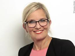 Mandy Wolf ist Leiterin Kommunikation und Marketing der Paracelsus-Kliniken 