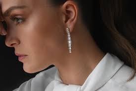 Natural Diamonds 2.65 carats 18KT White Gold Statement Dangler Earrings