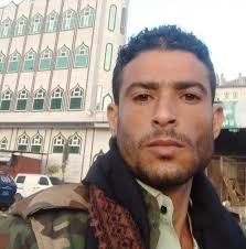 الشخص هذا كان عنده خلاف مع ابو زوجته بخصوص زوجته يعلم الله ويش سبب المشكلة  الذي حصلت بينه وبين زوجته وراح على بيت ابيها حاول استرجاعها بس حصل إعاقة في  عادتها اليه