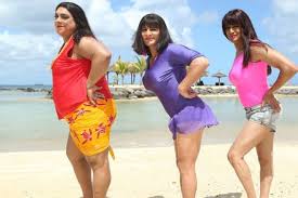 You each pick your own favorite, then choose a movie you can watch together. Movies That You Should Not Watch With Girlfriend Lear Why