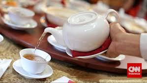 Kemudian ada lagi gambar pemandangan sebuah air terjun yang bisa juga digunakan oleh anak anda sebagai media belajar mewarnai. Cara Menyeduh Teh Yang Benar Agar Rasa Maksimal