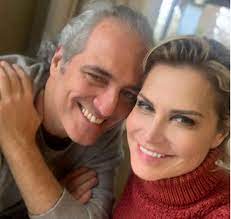 Giovanni terzi è un giornalista e architetto milanese, nonché l'attuale compagno di simona ventura. Simona Ventura La Dedica Del Suo Giovanni A San Valentino