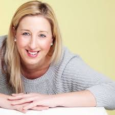 Lorinda Robinson's Instagram, Twitter & Facebook