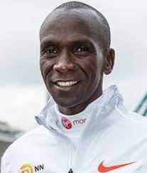 Kipchoge won the 2018 london marathon against competitors including mo farah (4 time olympic gold medalist) finished third 2:06:32 hours in his. Eliud Kipchoge Bio Age Facts Wiki Net Worth Height Affair Married
