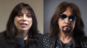 VINNIE VINCENT Pays Tribute To ACE FREHLEY: He 'Possessed That Special  Something, A Magic That Touched His Fans'