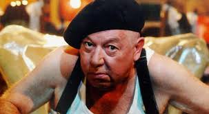 Clicking on play button, you listen another song of. Raggi E Le Cifre Sul Consenso Come In Un Film Di Fantozzi