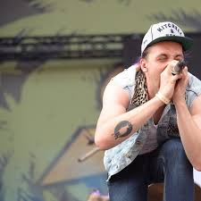 Provided to youtube by jkp/wm germany beate zschäpe hört u2 · antilopen gang beate zschäpe hört u2 ℗ 2014 jkp jochens kleine plattenfirma gmbh & co. Antilopen Gang Beate Zschape Hort U2 Rockpalast Sendungen A Z Video Mediathek Wdr