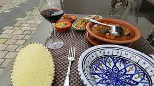 Couscous royal (agneau, poulet, merguez) étape 0 / 13 désosser le gigot d'agneau, le découper en cubes de 4 cm. Couscous Make Your Own Picture Of L Etoile Berbere La Rochelle Tripadvisor