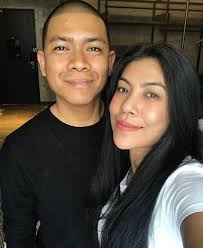 1,142 отметок «нравится», 13 комментариев — betty rahmad (@bettyrahmad) в instagram: Teruja Hamil 3 Bulan Betty Rahmad Buat Kejutan Pregnancy Announcement Buat Yang Tersayang Nona