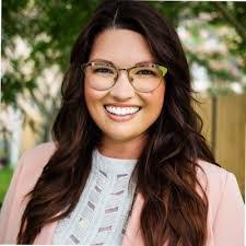 Rochelle Ruth's Instagram, Twitter & Facebook