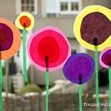 Fruhlingsdeko Furs Fenster Hier Ein Vorschlag Fur Zum Selberbasteln Diy Selbermachen Fruhling Fruhlingsdeko In 2020 Diy For Kids Art For Kids Crafts For Kids