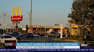 The squad car was parked at the mcdonald's restaurant at 14601 s. 2 Mcdonald S Employees Shot After Angry Customer Told Dining Room Was Closed Abc News