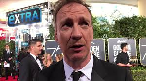 Vargas, a mysterious loner and true capitalist whose bosses plan to partner with emmit, whether the parking lot king likes it or not. David Thewlis Fargo Golden Globes 2018 Red Carpet Exclusive Interview Youtube
