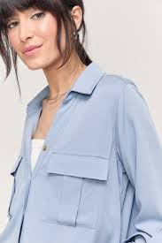 Francesca's Diana Woven Button Down Shirt