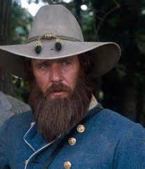 Tom Berenger as gen. Longstreet