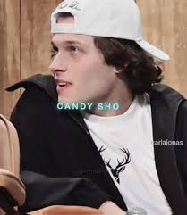 Visita a la tienda de dulces con Chris Sturniolo