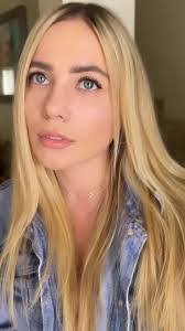 Kristine Medina's Instagram, Twitter & Facebook