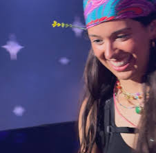 Somebody asked me this week: “Where are you going with a rocket up your  ass???” … 🤣 … to Switzerland, Scotland, and back to London!! Celebrating  two graduations @caitlin.hauser & @emiliobujosa and