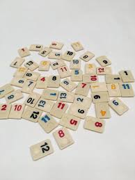 Jugar con amigos en la sala personalizada diseñada especialmente para esta ocasión. Fichas Mini Rummy Burako Juego De Mesa 2x2 5cm Por Unidad Usado