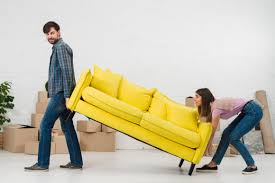 Mit einer abstimmung der grundgarderobe auf eine wunderbar kombiniert zu brauner kleidung sind accessoires aus leder. Die Grossen 5 Farben Fur Sofas Die Gut Zu Dir Passen