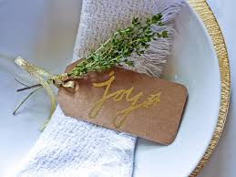 How to design place cards? How To Make Gold Place Cards Hgtv