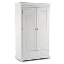 Unsere kurzen lieferzeiten sorgen dafür. Kleiderschrank Weiss Massives Fichtenholz Mdf Moebeldeal Com Versandkostenfreie Mobel Online Bestellen