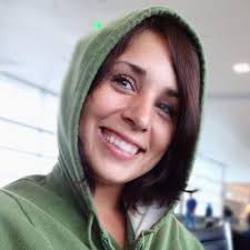 Renee Jeffrey's Instagram, Twitter & Facebook