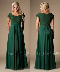 38 Famous Concept Bridesmaid Dresses Forest Green In 2020 Modest Bridesmaid Dresses Green Bridesmaid Dresses Bridesmaid Dresses With Sleeves