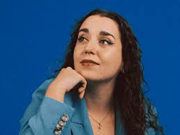 Paula Barranco's Instagram, Twitter & Facebook