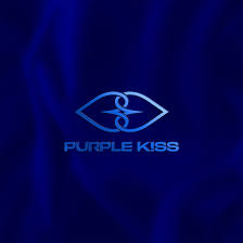 Purple sunset)는 2001년에 개봉된 중국의 전쟁 영화이다. Purple Kiss Wikipedia