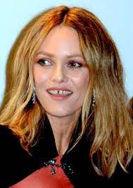 The french pop singer was born in paris, france on december 22, 1972. Datei Vanessa Paradis Cesar 2018 Jpg Wikipedia