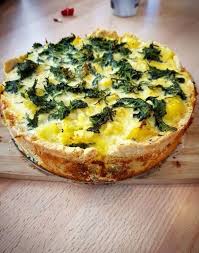 Tarte Epaisse Aux Epinards Et Patates Recette Recette Tarte Salee Recettes De Cuisine Quiche Epinard