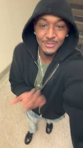 follow @Grant Parris and ig in bio to stay updated