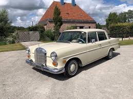 Lot Art Mercedes Benz 230 S W110 1968
