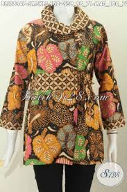 Jika dahulu kala kain batik ini hanya. Jual Baju Blus Trendy Model Lengan Panjang Desain Tali Samping Kerah Miring Berpadu Motif Unik Proses Printing Bikin Penampilan Makin Up To Date Bls5894p M Toko Batik Online 2021