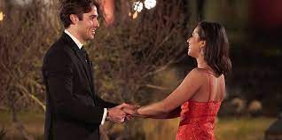 Keep reading to learn 10 things about greg grippo. Who Is Greg Grippo From The Bachelorette