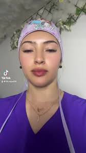 Explora la belleza de Medellín y sus niños