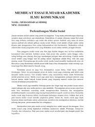 Diskon 70%, buruan beli, hari ini promo terakhir, jangan sampai kehabisan 2. Perkembangan Media Sosial Essay