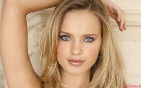 Image Result For Grey Eyes Blonde Hair Long Hair Models Long Hair Styles Beautiful Hair