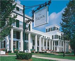 Learn What Makes A Visit To Vermont So Appealing Manchester Hotels Adventure Resorts Vacation Places