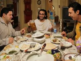 فيديو إيمي سمير غانم توبخ أحمد فهمي وتنفعل عليه بشدة: ØªÙ…Ø¨ Ù„Ø·ÙÙŠ Ù„Ø¨ÙŠØ¨ Ø¹Ø³Ù„ Ø§Ø³ÙˆØ¯