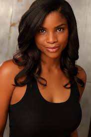 Alexis Samone's Instagram, Twitter & Facebook