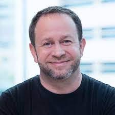 Kim Allocco's Instagram, Twitter & Facebook