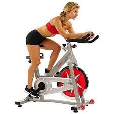 In general, by cycling at moderate intensity for 60 minutes, you can shred about 300 calories. 10 Best Exercise Bikes 2021 Best Home Gym Stationary Bikes