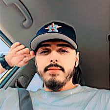 Gabriela Hunter's Instagram, Twitter & Facebook