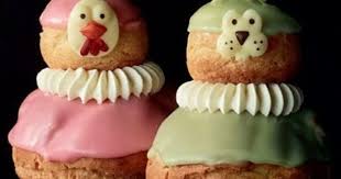 Religieuses Madame Poule Et Madame Lapin De Paul Gateau De Paques Dessert Original Patisserie De Paques