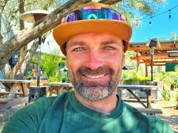 Mammut hires Trail House and Redstone for sales